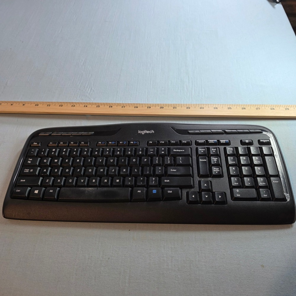 Logitech K270 Wireless Keyboard Full Size Black with Media Hotkeys QWERTY